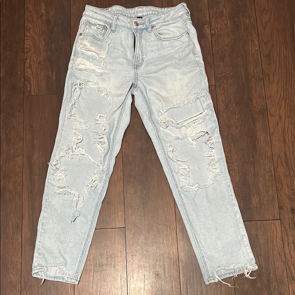 American Eagle Outfitters Light Blue Distressed Jeans